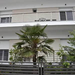 Davidana Deluxe Apartment